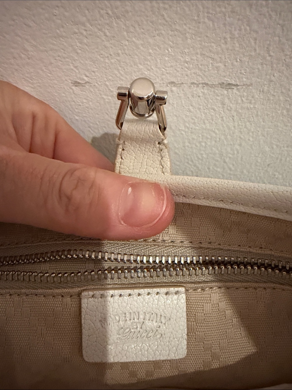 NWT Gucci Ivory Jackie Slim Medium Shoulder Bag with Silver Hardware - Picture 3 of 6